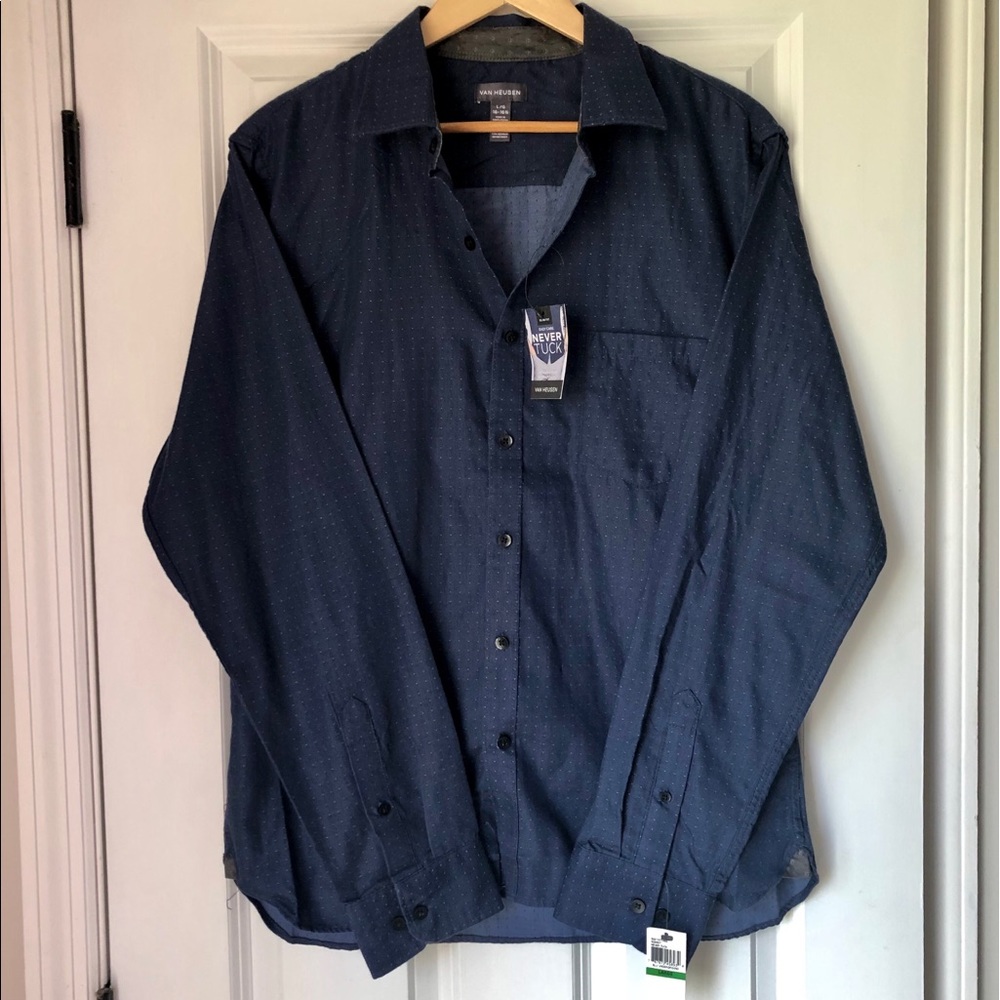Men’s Van Heusen NEVER TUCK Slim Fit Button Up